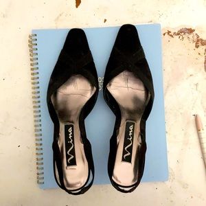 lightly used Nina 3” heels Genuine leather sole